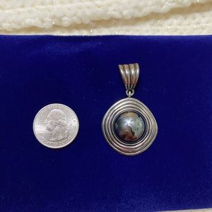 Premier Designs Jewelry - Silver tone Premiere Designs Pendant✨🖤 Premier Designs Jewelry - Silver tone Premiere Designs Pendant✨🖤